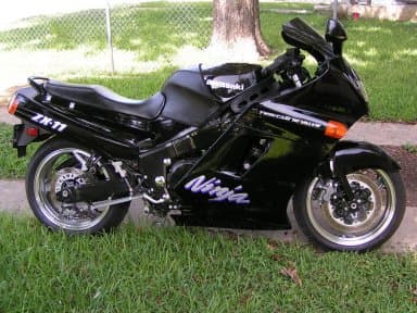 1990 Kawasaki Ninja ZX-11