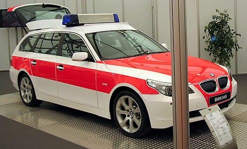 2004 BMW 545i