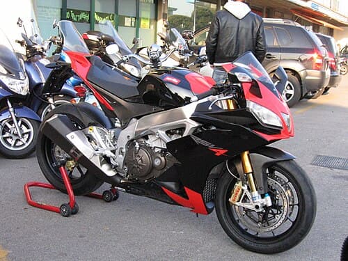 2021 Aprilia RSV4