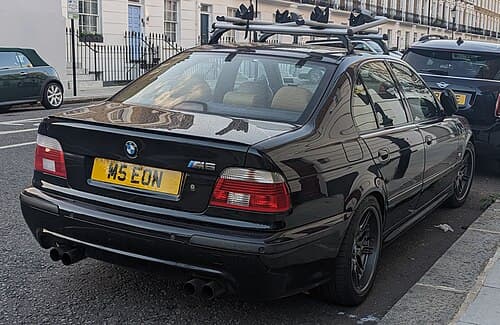 2001 BMW M5