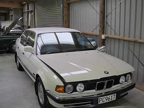1990 BMW 735i