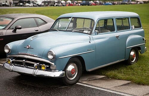 1952 Plymouth Suburban