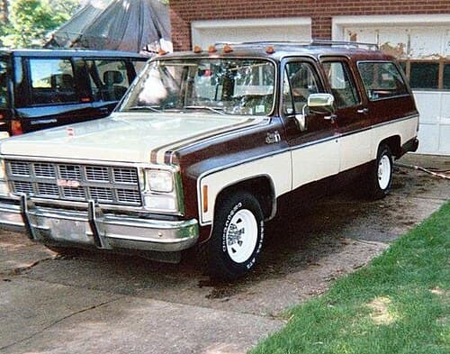 1986 GMC C15 Suburban