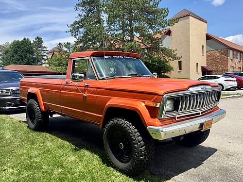 1988 Jeep J-20 Pickup Truck