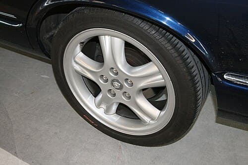 2003 Jaguar XJR