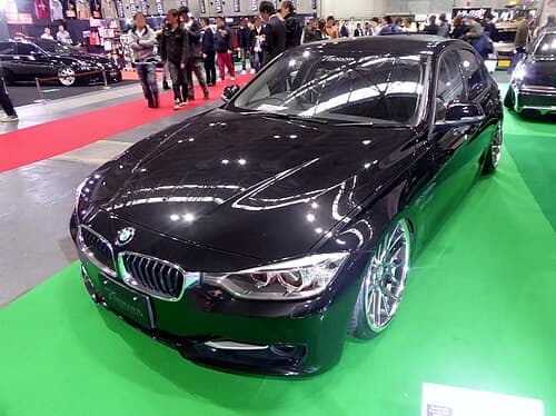2016 BMW 320i
