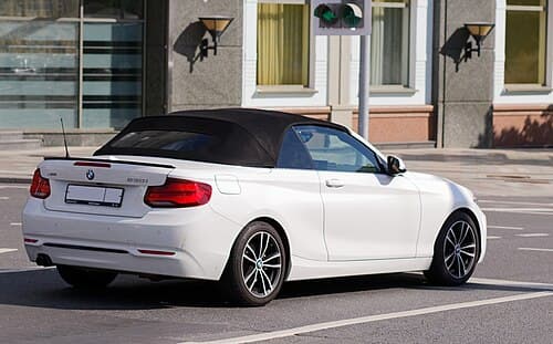 2021 BMW 230i