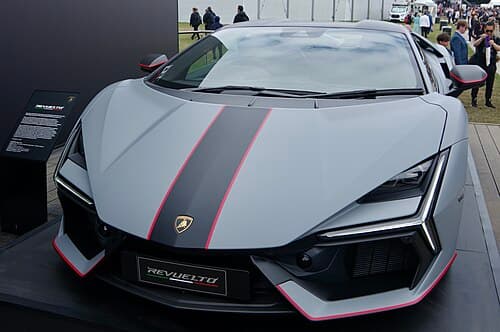 2024 Lamborghini Revuelto