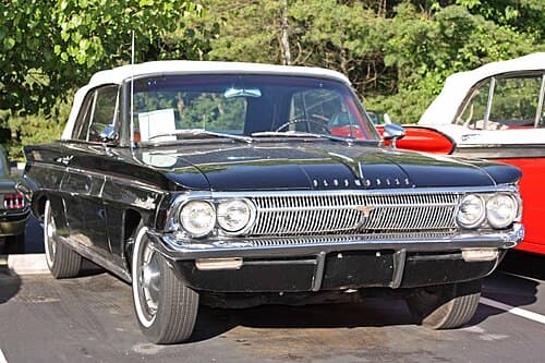 1961 Oldsmobile F85