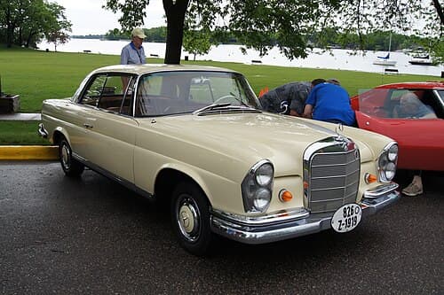 1963 Mercedes-Benz 220