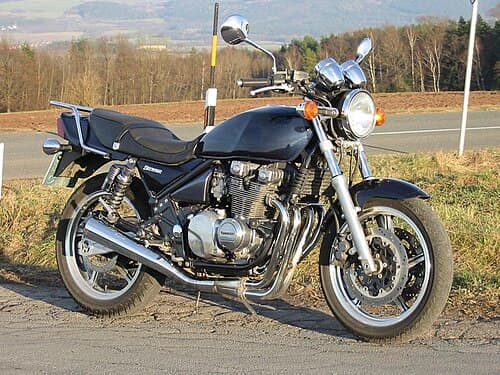 1990 Kawasaki Zephyr 550