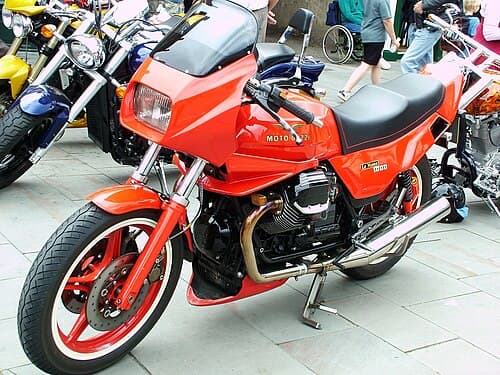 1990 Moto Guzzi Le Mans 1000