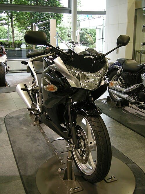 2016 Honda CB300F