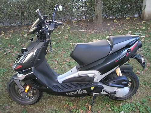 2010 Aprilia SR 50