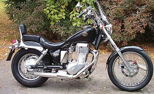 2022 Suzuki Boulevard S40